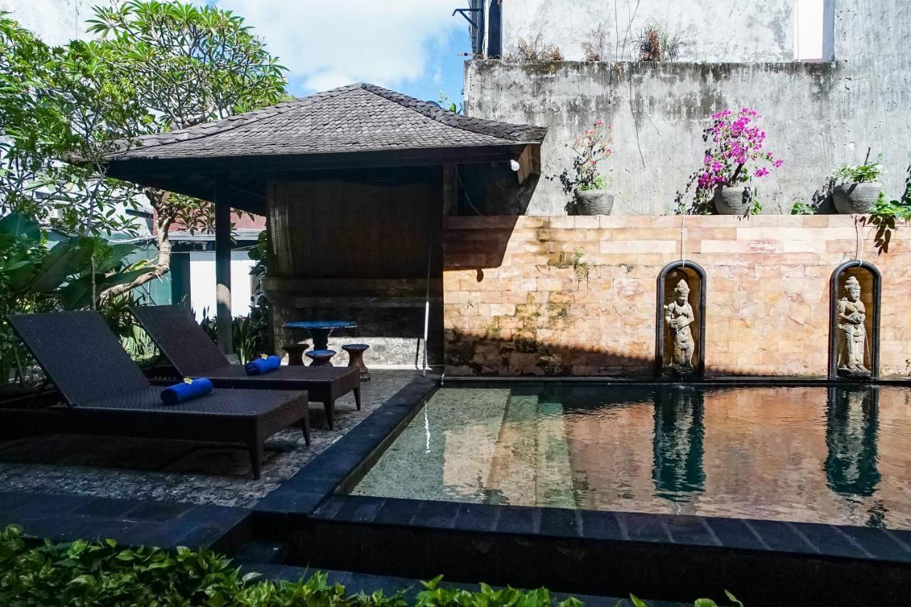 Taman Ayu Legian Hotel Exterior photo