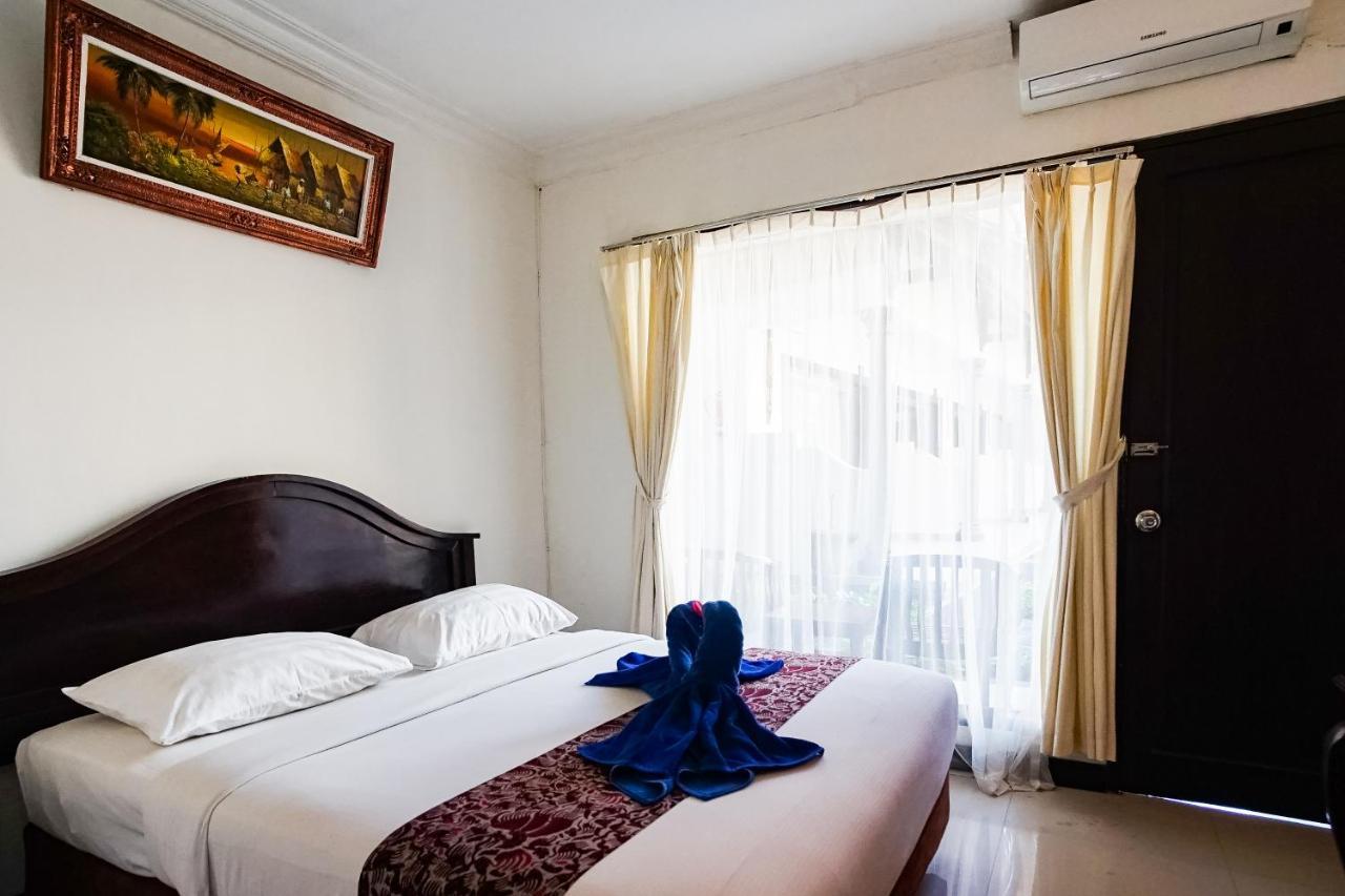 Taman Ayu Legian Hotel Exterior photo
