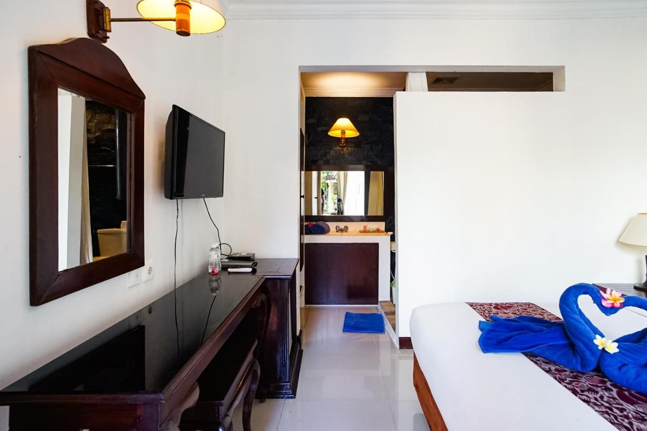 Taman Ayu Legian Hotel Exterior photo