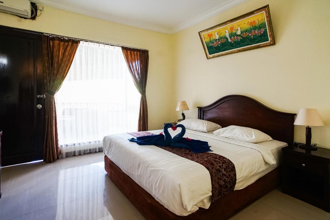 Taman Ayu Legian Hotel Exterior photo