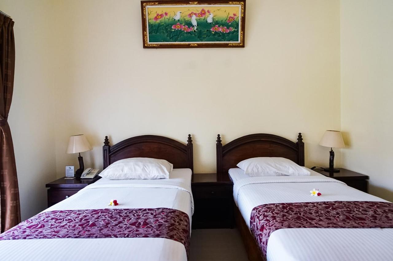 Taman Ayu Legian Hotel Exterior photo